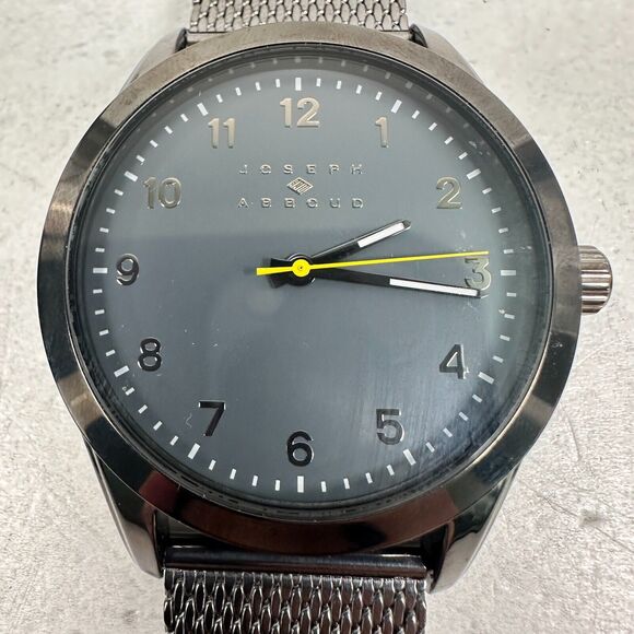 Joseph Abboud Watch Mens 43mm Round Gray Mesh Band Quartz Classic New Battery - Picture 4 of 11